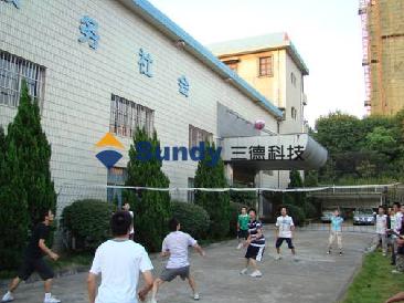 尊龙凯时公司第五屆氣排球比賽圓滿成功